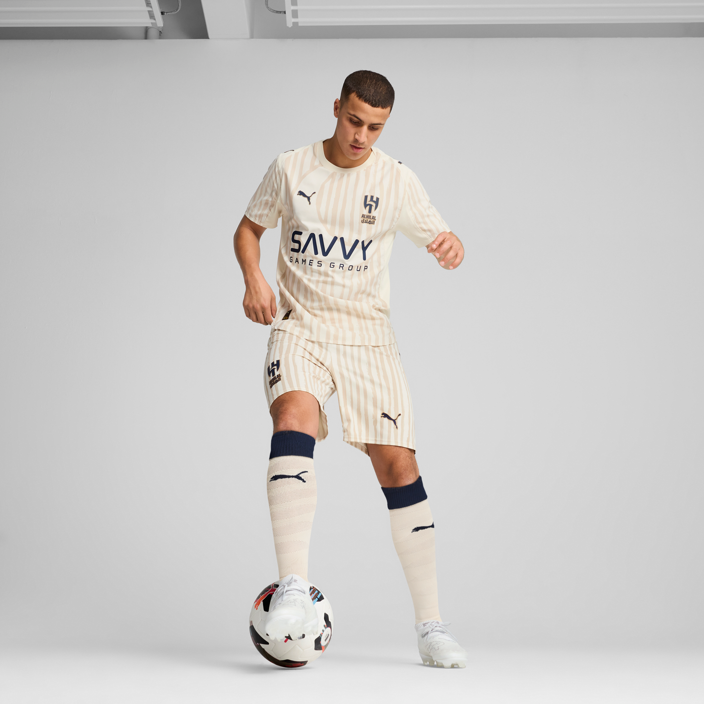 Al-Hilal Saudi FC Jersey Authentic [box] [Alpine Snow/Club Navy]